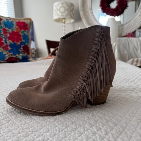 Fringed Booties - Picture 1 of 4